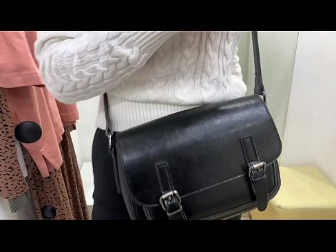 ❤️ Almenn sjálfsfróun ungrar tíkar FeralBerry með dildó í mátunarklefa ❌ Slúður á is.megaofertas.top ﹏